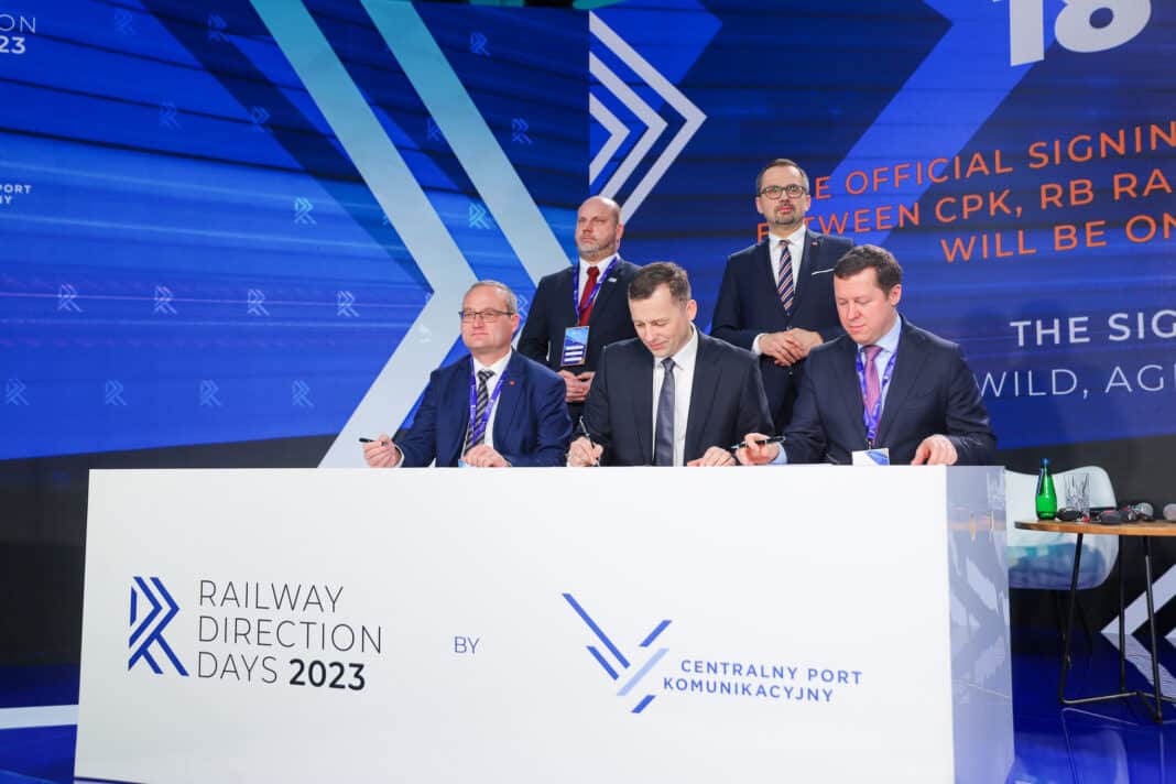During Railway Direction Days in Warsaw, a cooperation agreement was signed by representatives of Centralny Port Komunikacyjny, Rail Baltica and Správa železnic.