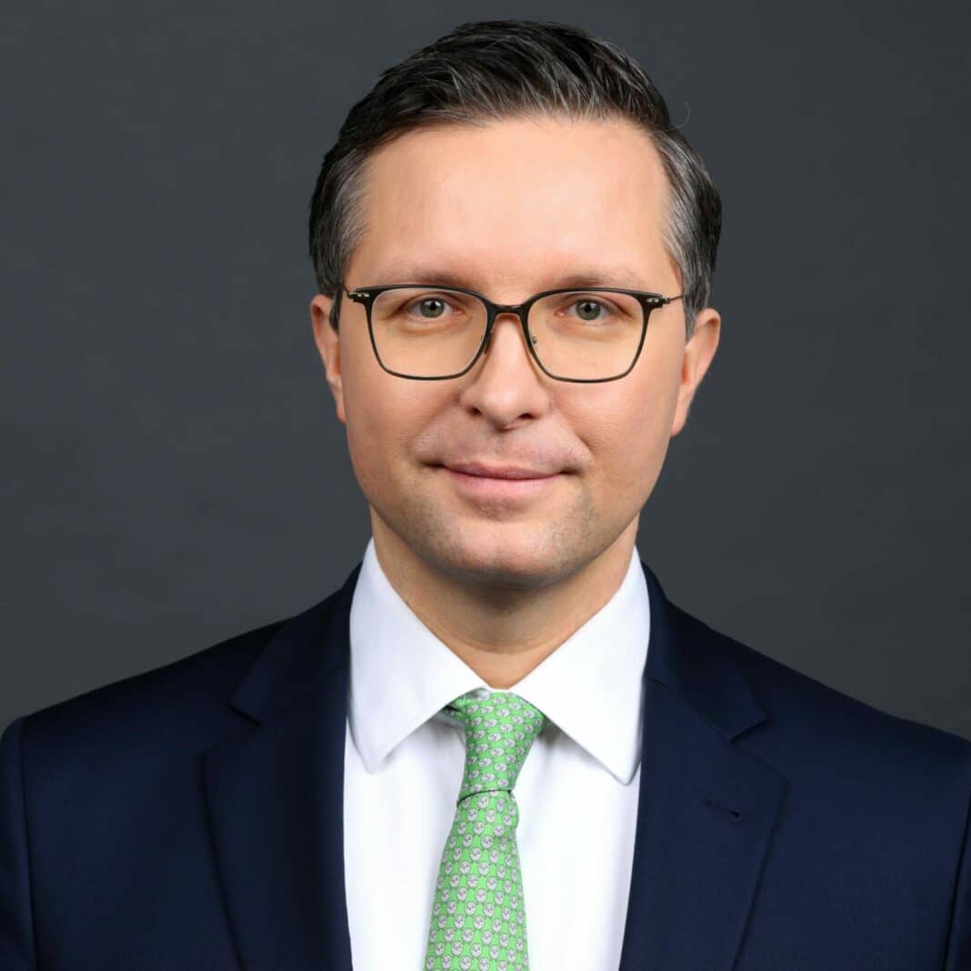 Szymon Ostrowski, Managing Director, NEWPORT LOGISTICS FUND