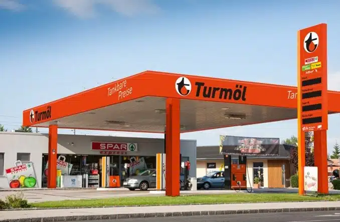 ORLEN Acquired 267 Stations in Austria