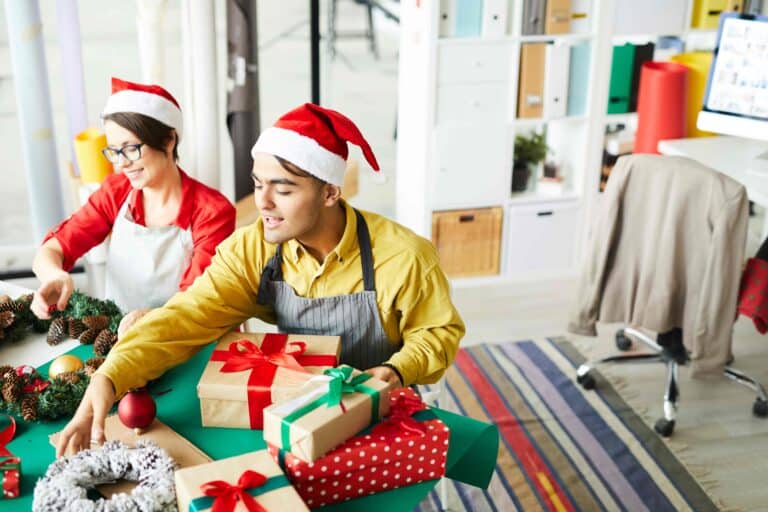 Seasonal Jobs in High Demand This Christmas